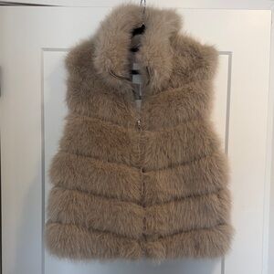 Avec Les Filles Taupe Faux Fur Vest Sz M